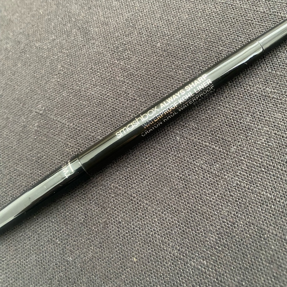 Smashbox always sharp waterproof kohl liner